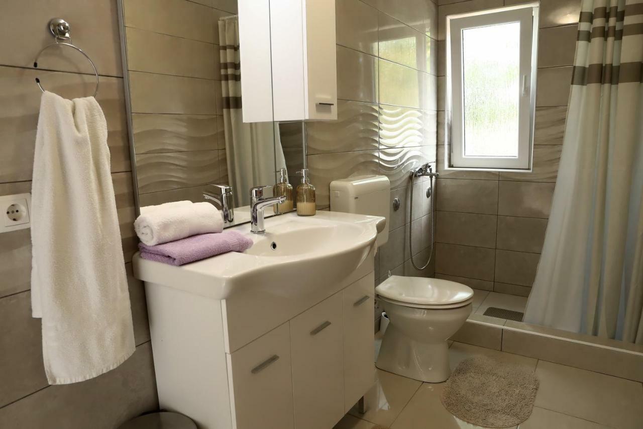 Apartman Sofia Otočac Exterior foto